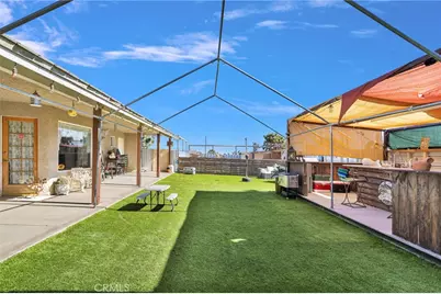 10276 Aster Road, Oak Hills, CA 92344 - Photo 46