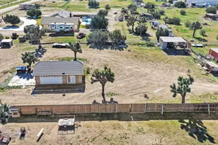 10276 Aster Rd, Oak Hills, CA 92344 - Photo 62