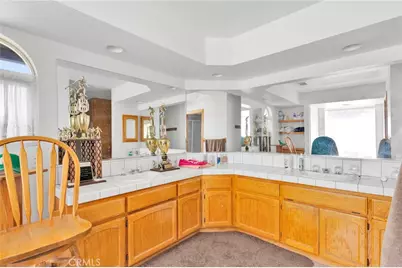 10276 Aster Road, Oak Hills, CA 92344 - Photo 34