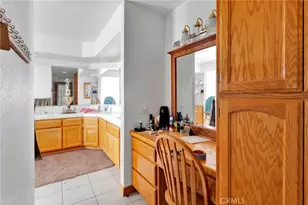 10276 Aster Rd, Oak Hills, CA 92344 - Photo 28