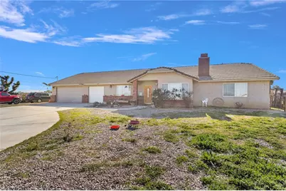 10276 Aster Road, Oak Hills, CA 92344 - Photo 2