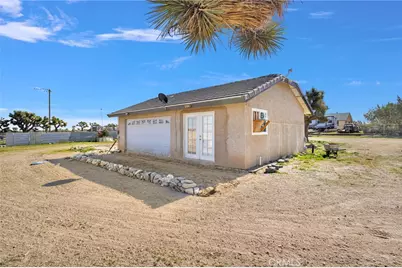 10276 Aster Road, Oak Hills, CA 92344 - Photo 52