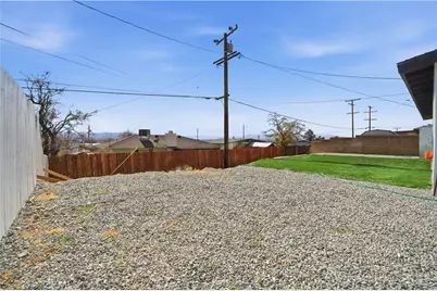 23921 South, Apple Valley, CA 92307 - Photo 38