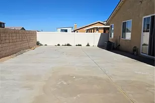 15850 Desert Rock St, Adelanto, CA 92301 - Photo 14