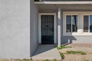 29246 Radio, Barstow, CA 92311 - Photo 18