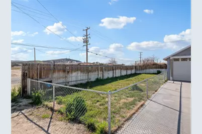 29246 Radio, Barstow, CA 92311 - Photo 20