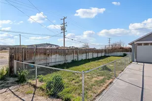 29246 Radio, Barstow, CA 92311 - Photo 20