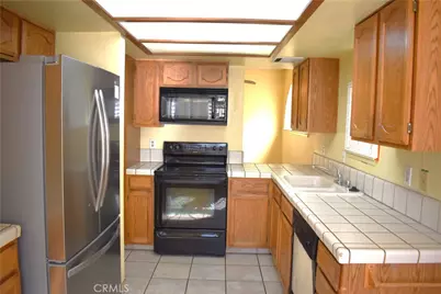 19282 Pine Way, Apple Valley, CA 92308 - Photo 4