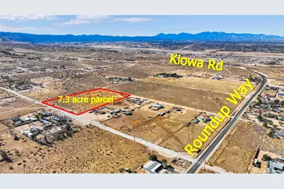 11 Juniper Street, Apple Valley, CA 92307 - Photo 1