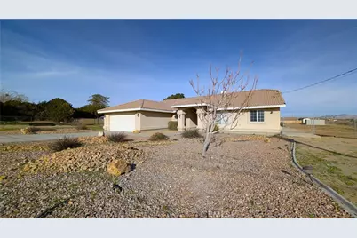 18292 Verano, Hesperia, CA 92345 - Photo 2