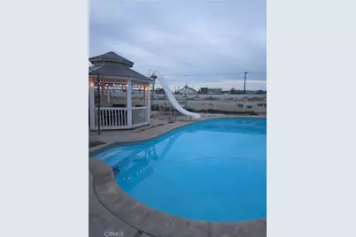 17598 Linden, Hesperia, CA 92345 - Photo 2