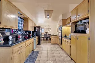 17598 Linden, Hesperia, CA 92345 - Photo 12