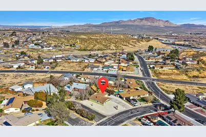 15846 Inyo, Victorville, CA 92395 - Photo 36