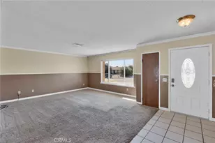 37127 Torres, Barstow, CA 92311 - Photo 4