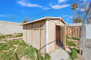 37127 Torres, Barstow, CA 92311 - Photo 26