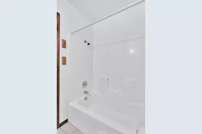 16463 Solvang Avenue, Victorville, CA 92394 - Photo 16