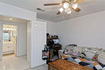 15605 Fairbanks Drive, Victorville, CA 92394 - Photo 16