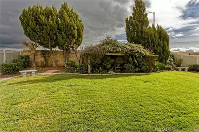 15605 Fairbanks Drive, Victorville, CA 92394 - Photo 34