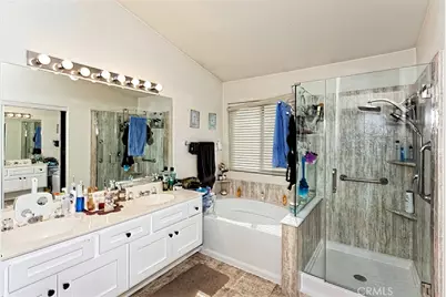 15605 Fairbanks Drive, Victorville, CA 92394 - Photo 32