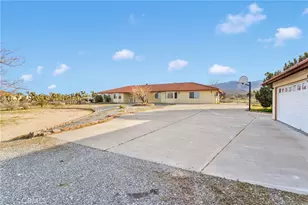 329 Lindero Rd, Pinon Hills, CA 92372 - Photo 4