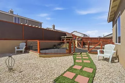 10972 Admirals Bay, Victorville, CA 92392 - Photo 20