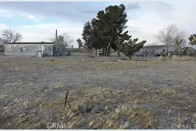 18967 Tawney Road #A/B, Adelanto, CA 92301 - Photo 24