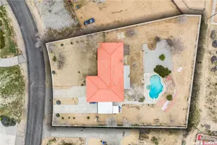 19629 Oneida, Apple Valley, CA 92307 - Photo 32