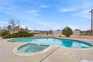 19629 Oneida, Apple Valley, CA 92307 - Photo 26