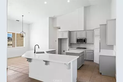 2425 Tokay, Phelan, CA 92371 - Photo 12