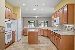 10249 Lakeshore, Apple Valley, CA 92308 - Photo 10