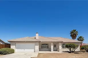 17482 Walnut, Hesperia, CA 92345 - Photo 2