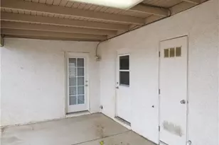 17482 Walnut, Hesperia, CA 92345 - Photo 22