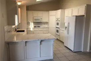 17482 Walnut, Hesperia, CA 92345 - Photo 4