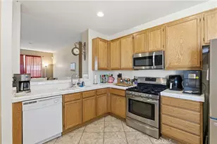 14387 Delicious, Adelanto, CA 92301 - Photo 10