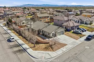 14387 Delicious, Adelanto, CA 92301 - Photo 32