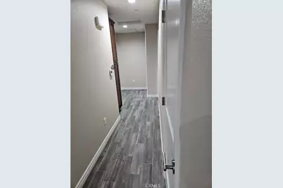 20495 Zuni Road, Apple Valley, CA 92307 - Photo 8