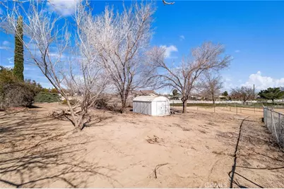 9925 Balsam, Hesperia, CA 92345 - Photo 38