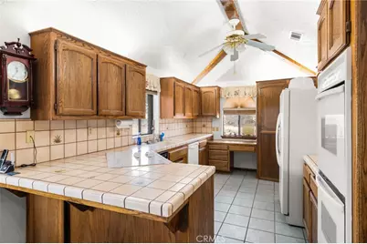 9925 Balsam, Hesperia, CA 92345 - Photo 10