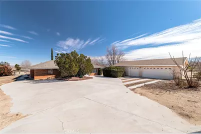 9925 Balsam, Hesperia, CA 92345 - Photo 2