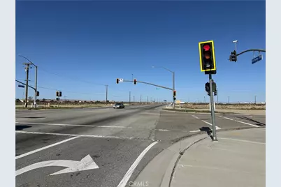 15655 US Highway 395, Victorville, CA 92394 - Photo 16