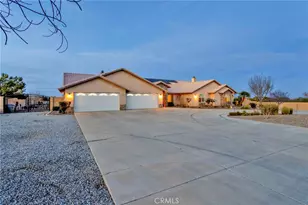 12290 Larch Rd, Oak Hills, CA 92344 - Photo 70