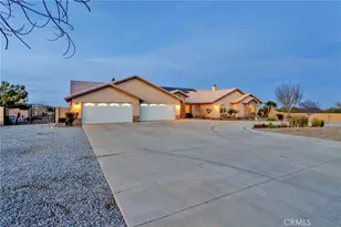 12290 Larch Rd, Oak Hills, CA 92344 - Photo 70