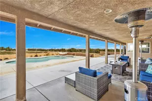 12290 Larch Rd, Oak Hills, CA 92344 - Photo 56