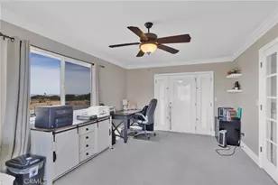 12290 Larch Rd, Oak Hills, CA 92344 - Photo 32