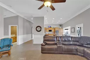 12290 Larch Rd, Oak Hills, CA 92344 - Photo 20