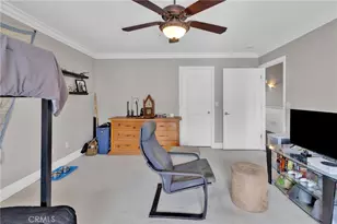 12290 Larch Rd, Oak Hills, CA 92344 - Photo 52