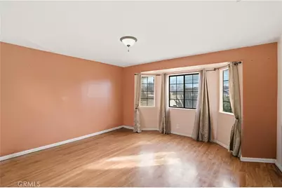 15572 Riverside Street, Hesperia, CA 92345 - Photo 18