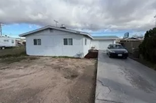 16366 Walnut, Hesperia, CA 92345 - Photo 32