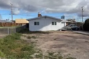 16366 Walnut, Hesperia, CA 92345 - Photo 34