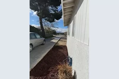 16366 Walnut, Hesperia, CA 92345 - Photo 30